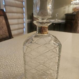 Elegant Clear Glass Decanter with Gold Accent